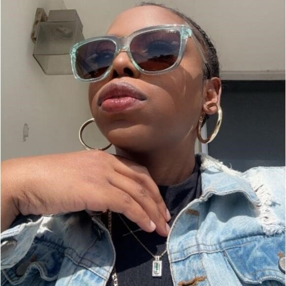 💯- New Authentic GUCCI Unisex Rectangular Sunglasses GG0976S-002-56 - Picture 10 of 16